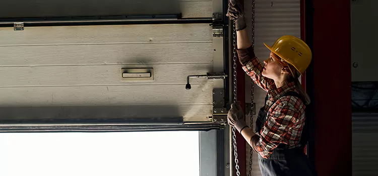Addressing Common Garage Door Stoppage Issues in Ocala, FL